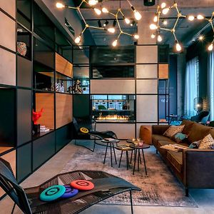 Moxy Milan Linate Airport